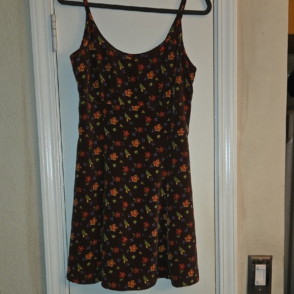 Dresses & Skirts - Floral Print Dress